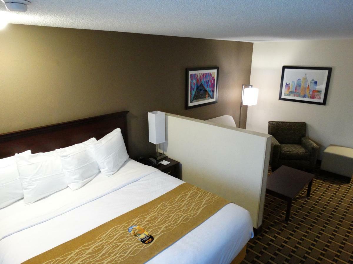 Best Western Overland Park Hotel Exterior photo