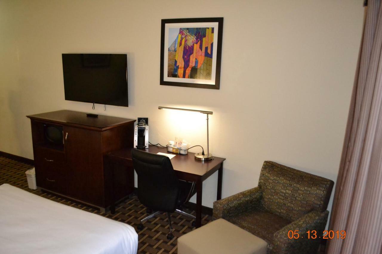 Best Western Overland Park Hotel Exterior photo