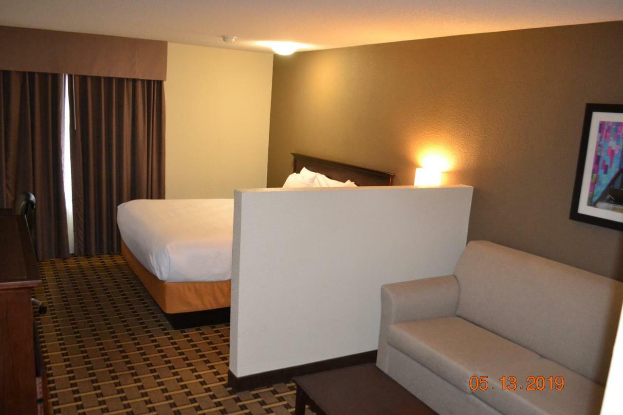 Best Western Overland Park Hotel Exterior photo